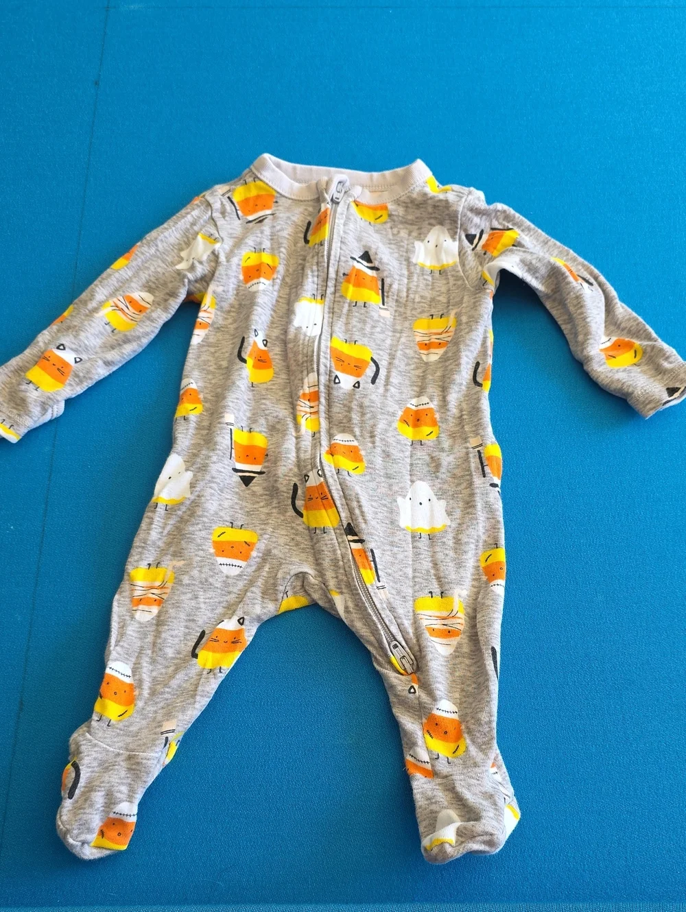 Old Navy Grey Candy Corn Print Footed One-Piece Pajamas